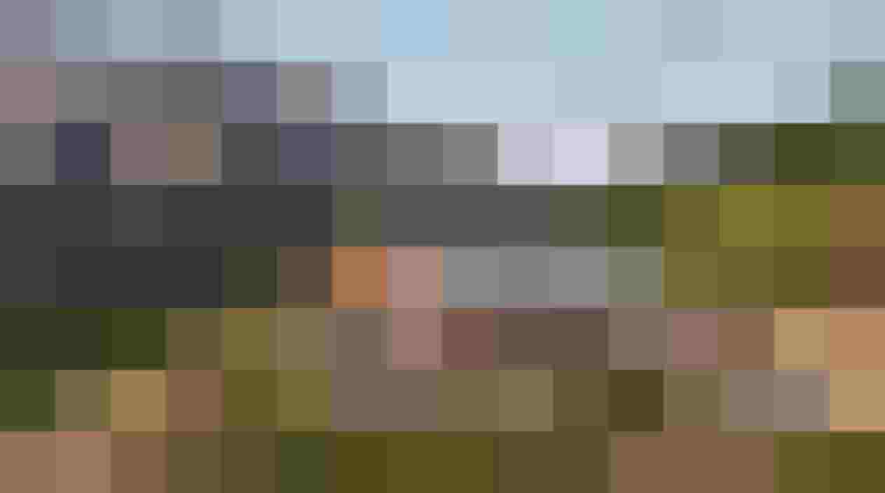 Almhütte auf Hochmaisalm mit Terrasse Spielplatz und Bergpanorama im Sommer