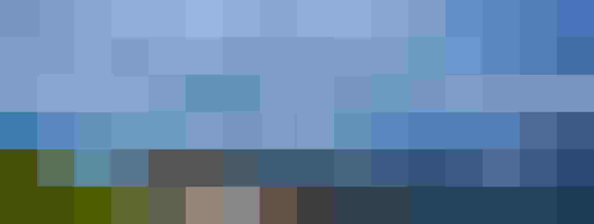 Almhütte Hochmaisalm im Salzburger Land mit Panoramablick auf Berglandschaft